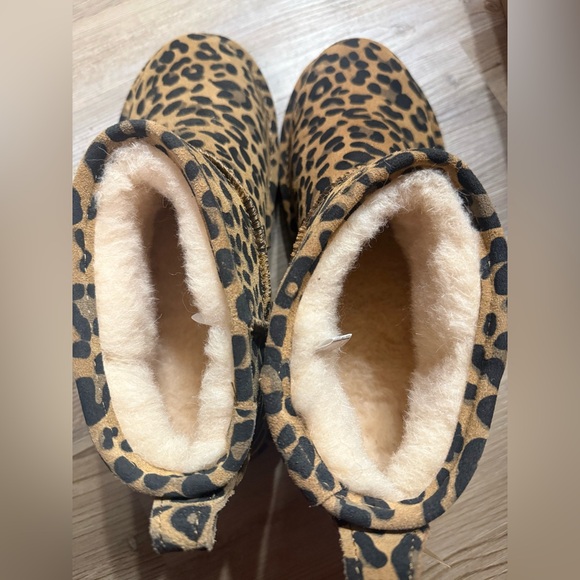 BearPaw Shorty Exotic - Picture 5 of 8